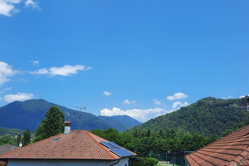 Lago Maggiore, Leggiuno, Ampio Appartamento Dış mekan fotoğraf