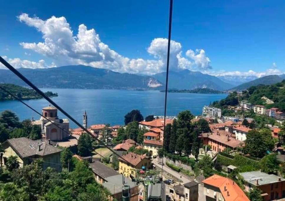 Lago Maggiore, Leggiuno, Ampio Appartamento Dış mekan fotoğraf